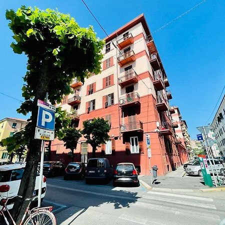 Appunti Di Viaggio Guesthouse La Spezia Bagian luar foto