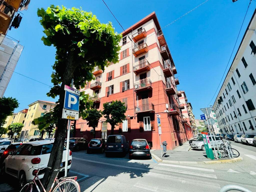 Appunti Di Viaggio Guesthouse La Spezia Bagian luar foto