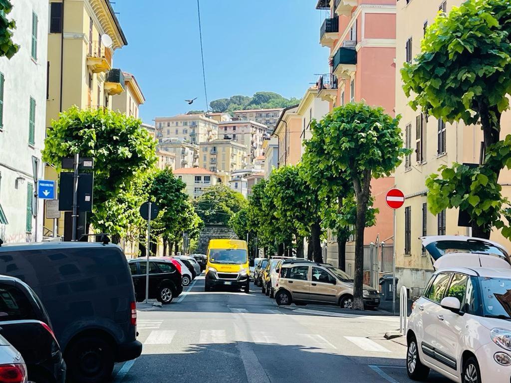 Appunti Di Viaggio Guesthouse La Spezia Bagian luar foto