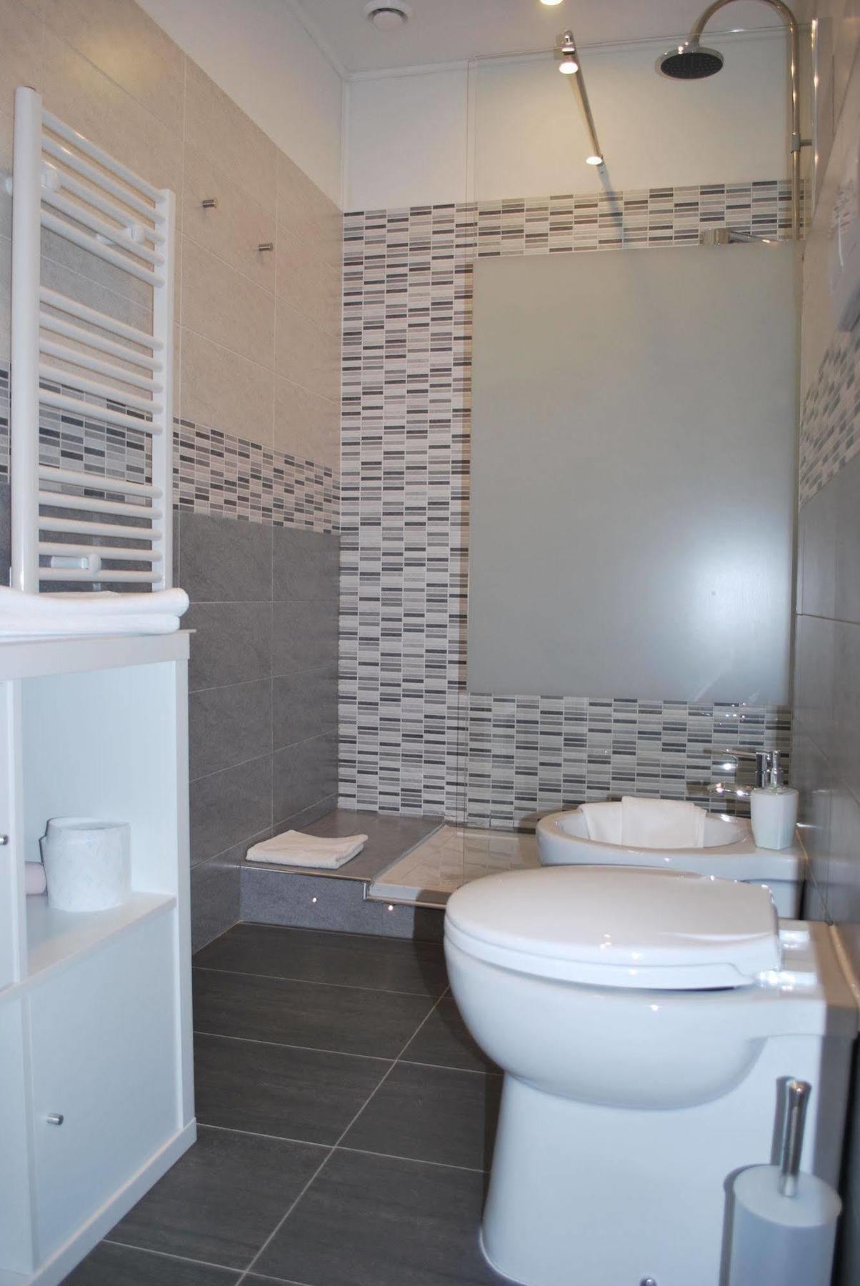 Appunti Di Viaggio Guesthouse La Spezia Bagian luar foto