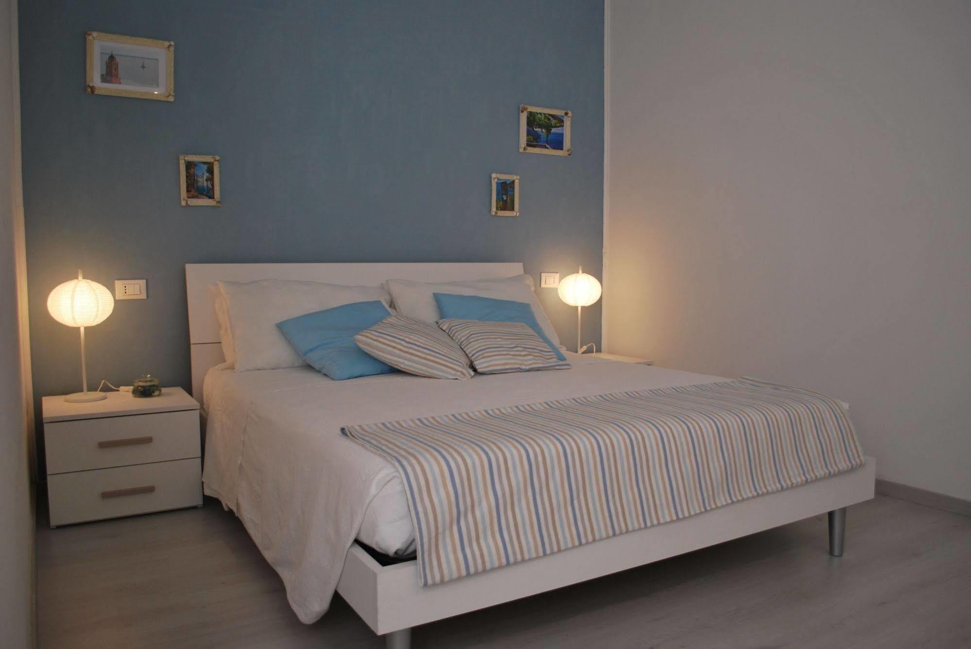 Appunti Di Viaggio Guesthouse La Spezia Bagian luar foto